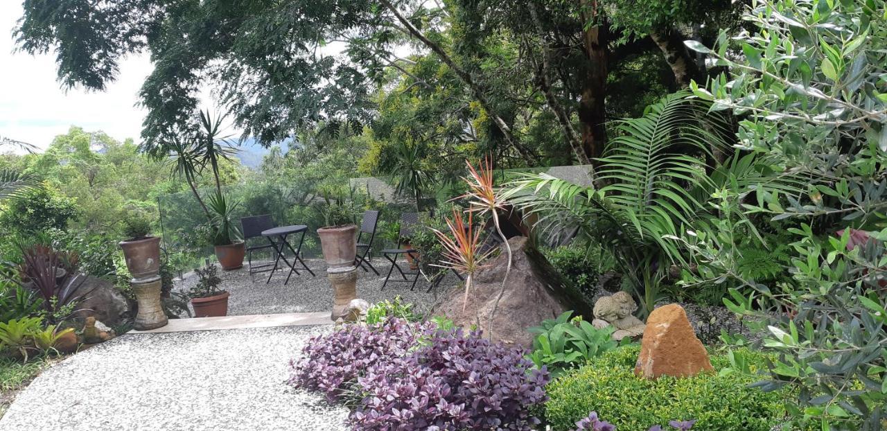 Mapleton Peaceful Provence Bnb 외부 사진